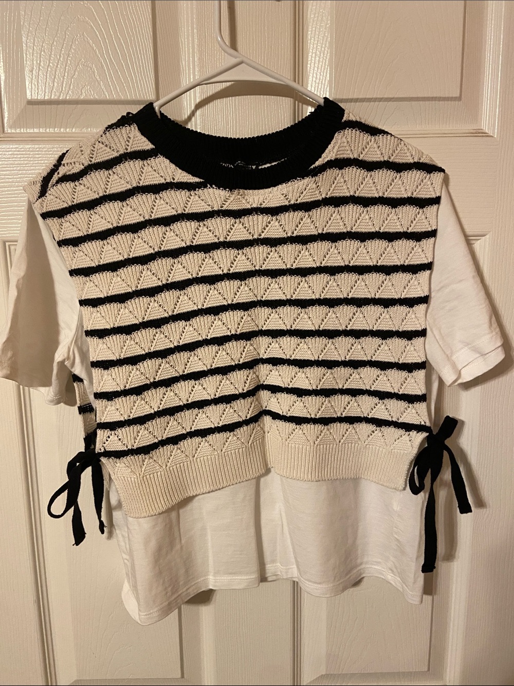 Zara Black&White twofer white t-shirt and Striped Knit vest